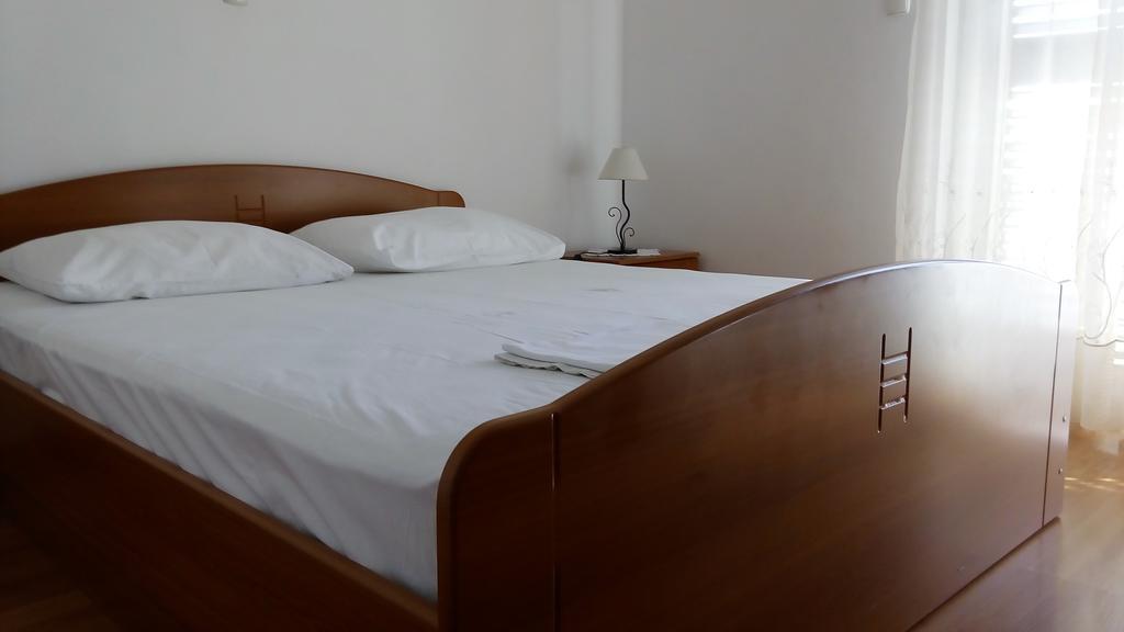 Guest House Karevic Hvar Town Buitenkant foto